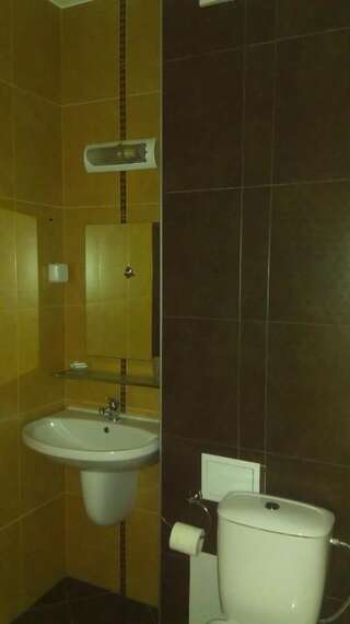 Гостевой дом St. George Guest House Свети-Влас Двухместный номер с 1 кроватью или 2 отдельными кроватями и видом на море-1